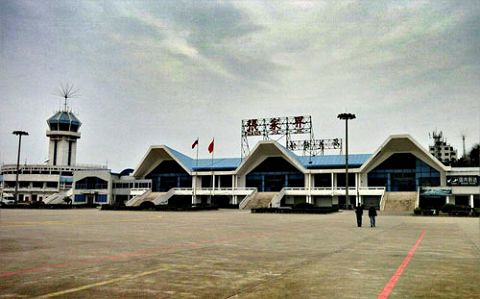張家界荷花機(jī)場(chǎng)